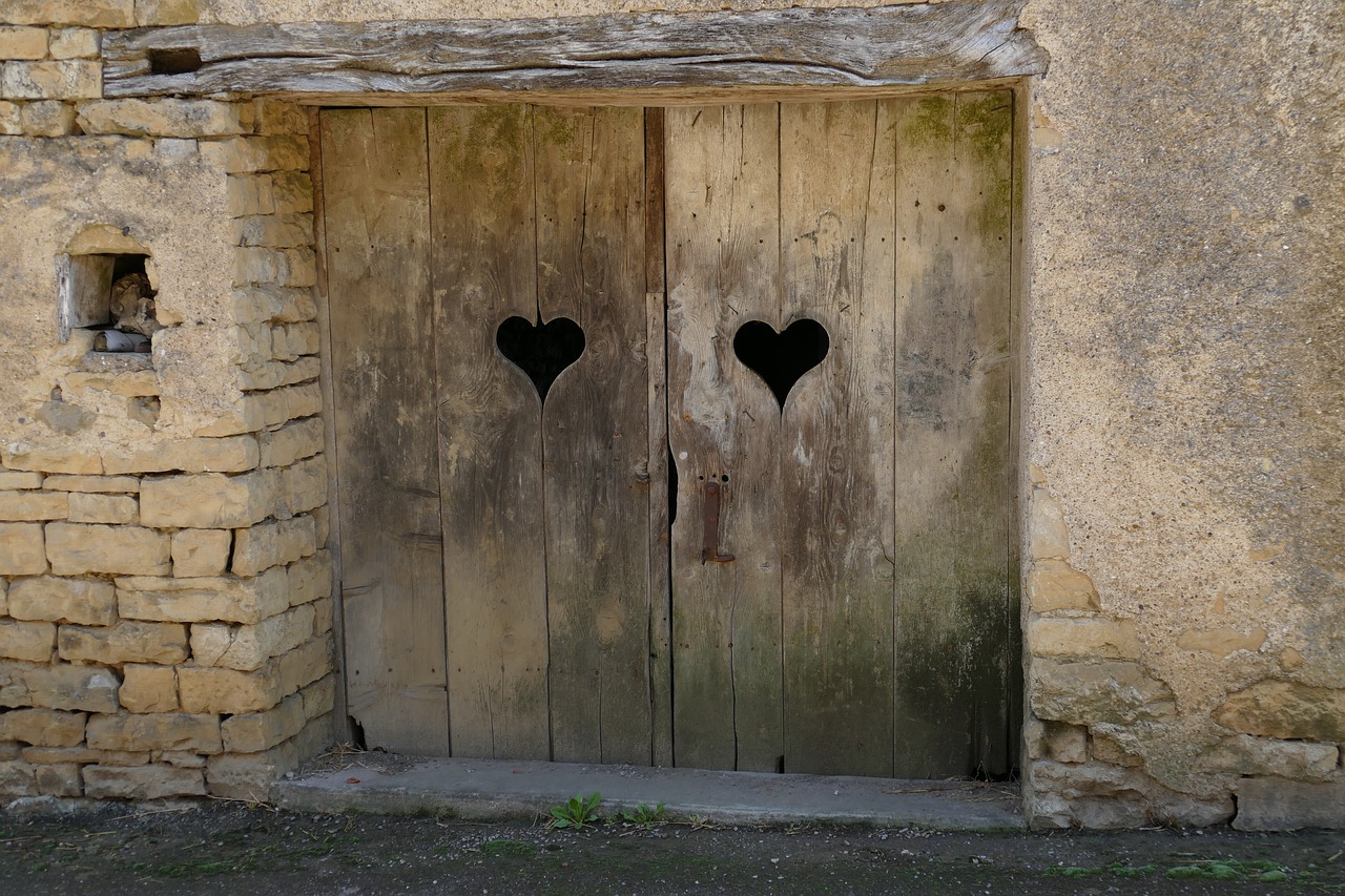 door hearts